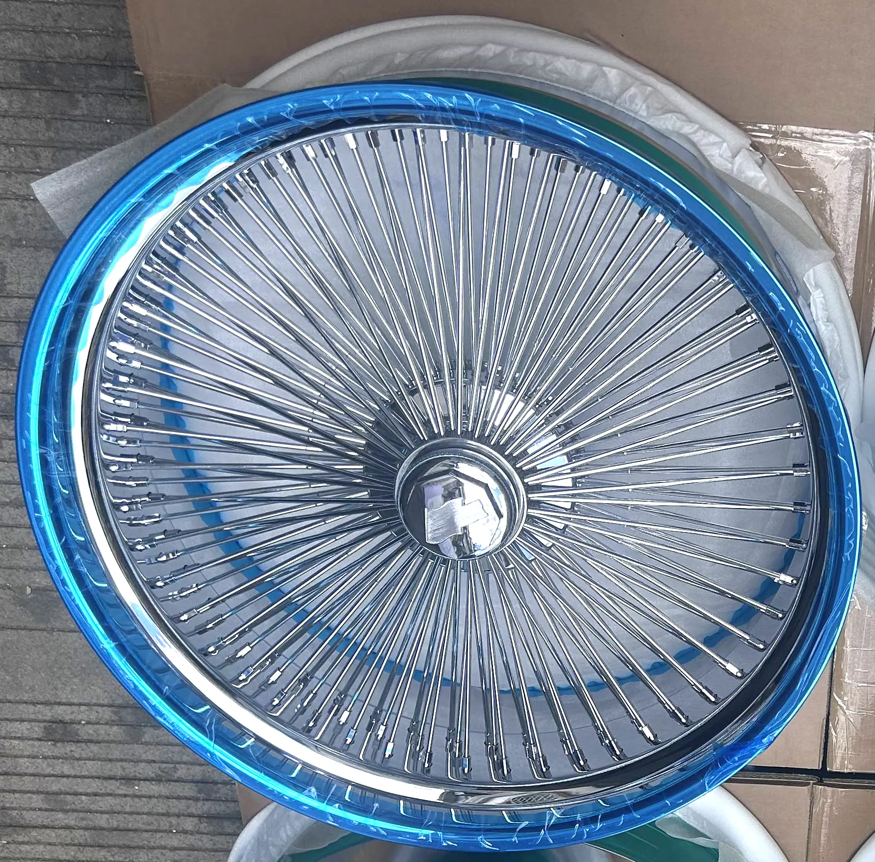 TH WHEELS Chrome Wire Wheels 22 24 26 Inch 180 200 Spokes 1 TH WHEELS Chrome Wire Wheels 22 24 26 Inch 180 200 Spokes